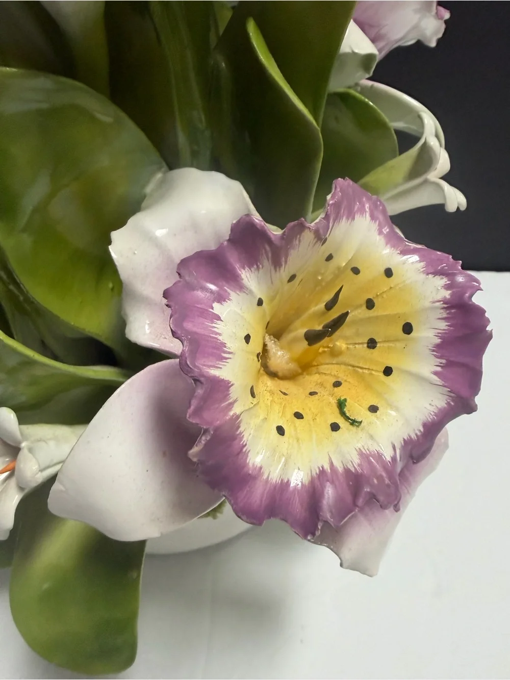 Vintage Capodimonte Italy Porcelain Pink Orchid Floral Arrangement 13”